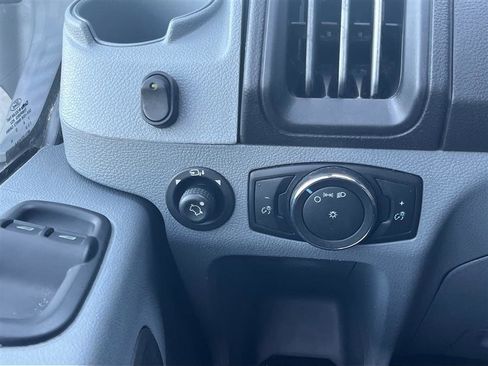 Used 2018 Ford Transit 250 148 Medium Roof w/ Exterior Upgrade Package image 25