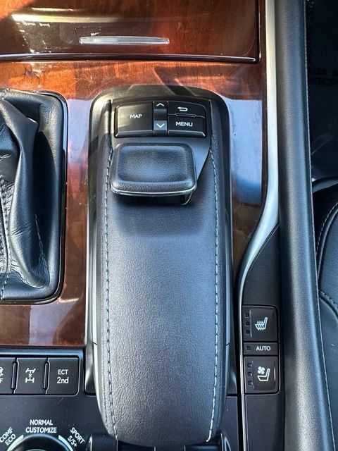 Used 2017 Lexus LX 570 4WD w/ Luxury Package image 48