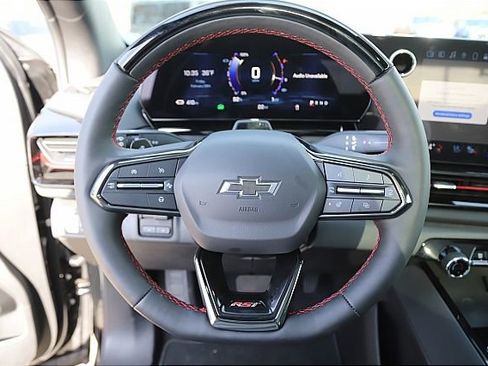 New 2024 Chevrolet Silverado EV RST image 18