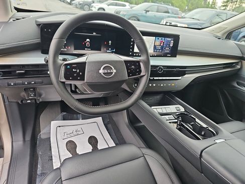 Used 2025 Nissan Murano SL AWD/4WD image 18