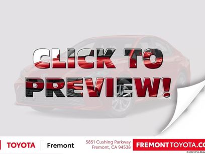 Used 2026 Toyota Camry SE w/ Convenience Package