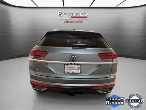 Used 2023 Volkswagen Atlas Cross Sport SE w/ Panoramic Sunroof Package image 5