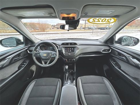 Used 2022 Chevrolet TrailBlazer LT image 19