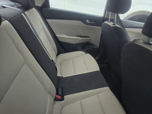 Used 2018 Hyundai Accent SE image 4