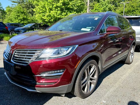 Used 2018 Lincoln MKC Reserve w/ Lincoln MKC Climate Package AWD/4WD image 2