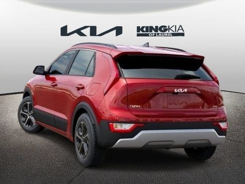 Used 2026 Kia Niro LX FWD image 4