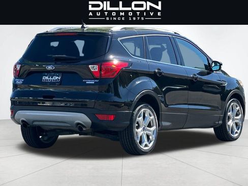 Used 2019 Ford Escape Titanium FWD image 4