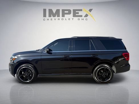 Used 2024 Ford Expedition Limited AWD/4WD image 2