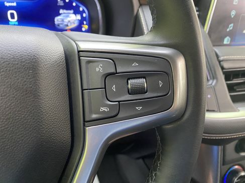 Used 2023 Chevrolet Suburban Premier AWD/4WD image 21