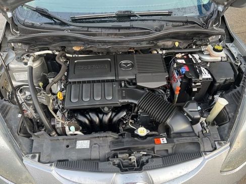 Used 2014 MAZDA MAZDA2 Sport image 14