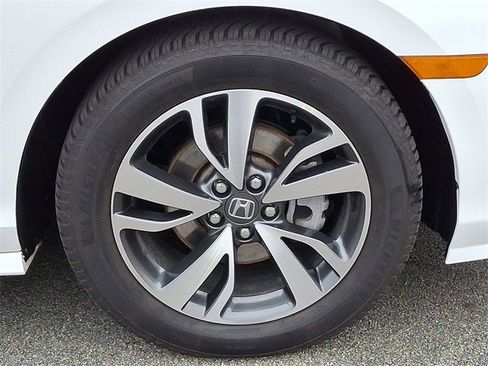 Used 2023 Honda Odyssey Touring image 9