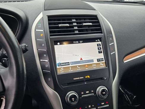 Used 2018 Lincoln MKC Reserve w/ Lincoln MKC Climate Package image 25