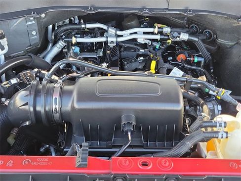 Certified 2021 Ford Explorer XLT w/ Equipment Group 202A image 30