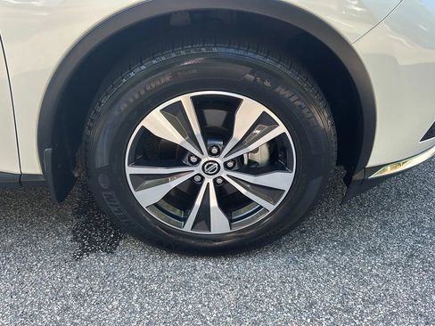 Used 2020 Nissan Murano SV w/ Premium Package AWD/4WD image 29