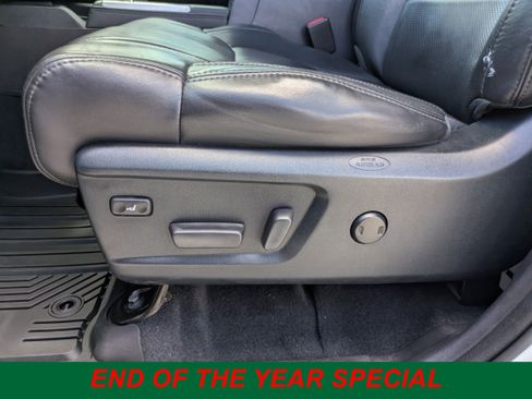 Used 2019 Toyota Tundra Platinum image 12