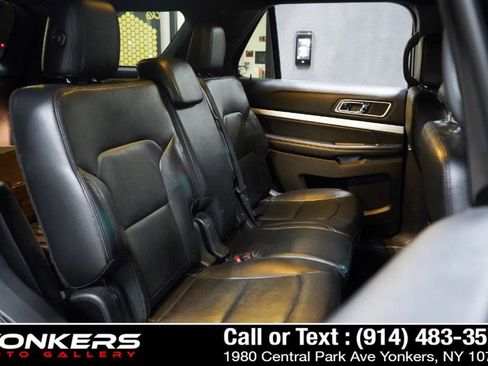 Used 2016 Ford Explorer XLT w/ Equipment Group 202A AWD/4WD image 51