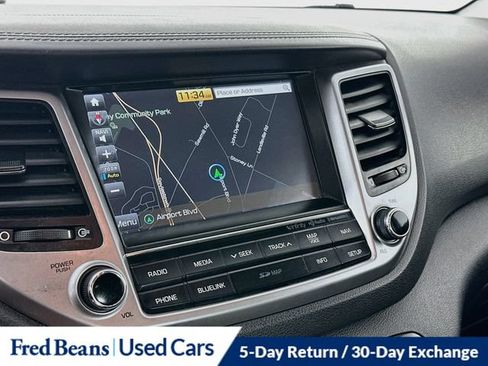 Used 2017 Hyundai Tucson SE Plus AWD/4WD image 19