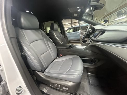 Certified 2023 Buick Enclave Essence w/ Sport Touring Edition AWD/4WD image 28