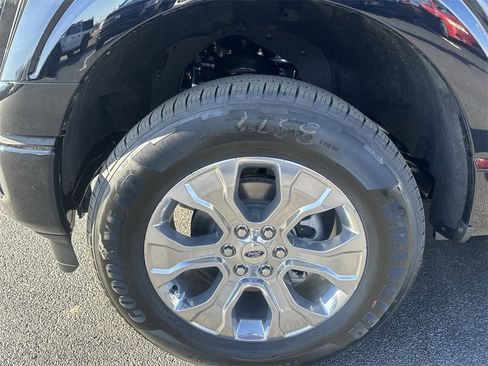 New 2026 Ford F150 Platinum w/ Equipment Group 701A Base image 16