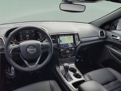 Used 2020 Jeep Grand Cherokee Limited X image 20