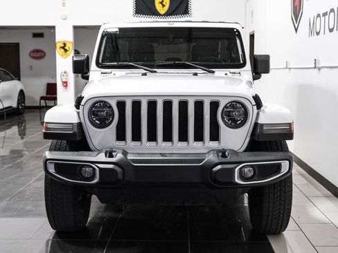 Used 2018 Jeep Wrangler Unlimited Sahara AWD/4WD image 6