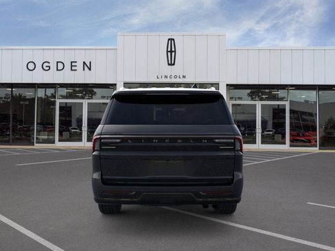 New 2025 Lincoln Navigator L Black Label image 5