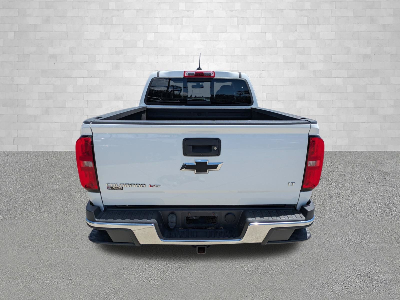 Used 2017 Chevrolet Colorado LT w/ Luxury Package, Chrome RWD image 3