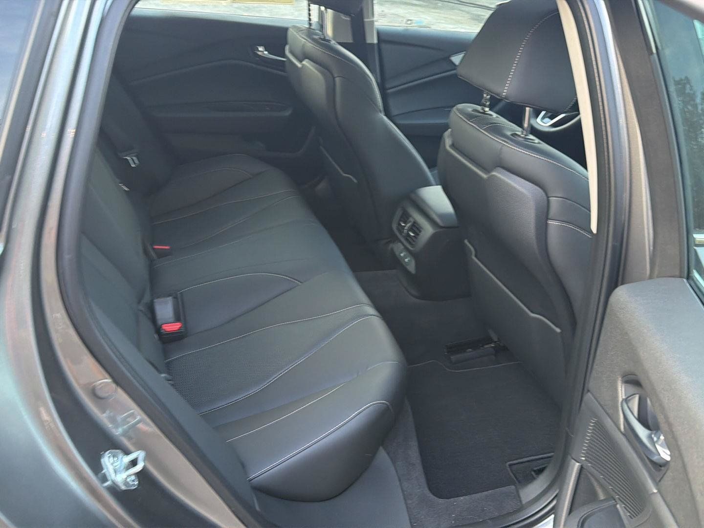 Used 2025 Acura TLX w/ Technology Package FWD image 12