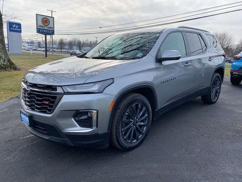 Certified 2023 Chevrolet Traverse RS w/ LPO, Floor Liner Package image 6