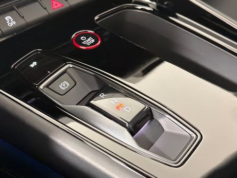 Certified 2025 Audi RS e-tron GT performance image 20