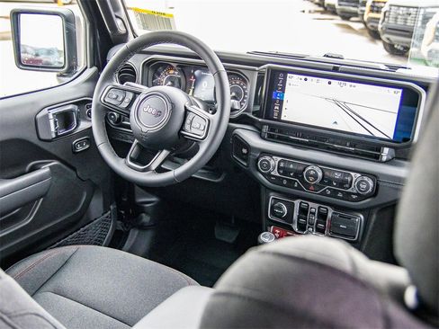 New 2026 Jeep Wrangler Unlimited Rubicon w/ Safety Group image 24