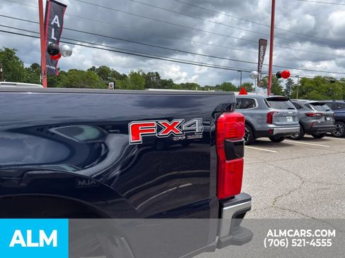 Used 2023 Ford F250 Lariat w/ FX4 Off-Road Package AWD/4WD image 6