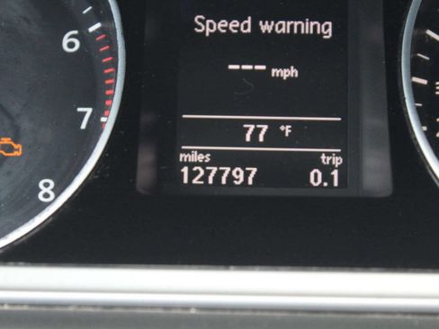 Used 2012 Volkswagen CC R-Line FWD image 9