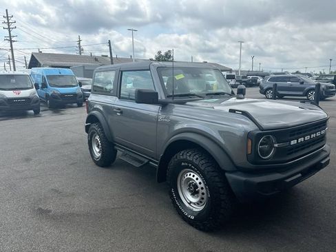 Used 2025 Ford Bronco 2-Door AWD/4WD image 11