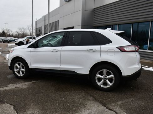 Used 2016 Ford Edge SE image 3