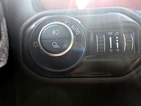 Used 2021 Jeep Gladiator Rubicon image 26