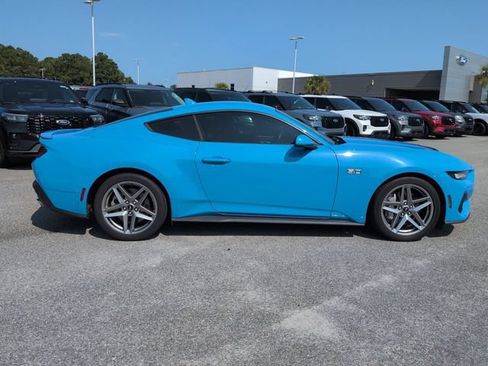 Used 2024 Ford Mustang GT RWD image 3