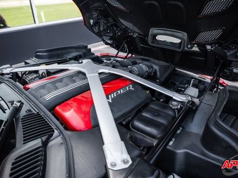 Used 2014 SRT Viper SRT-10 w/ Grand Touring Package RWD image 81
