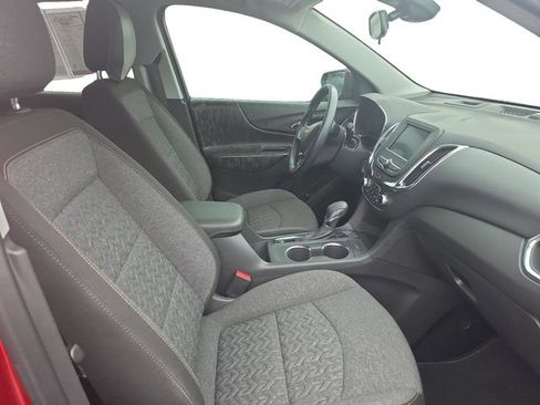 Used 2024 Chevrolet Equinox LT FWD image 17