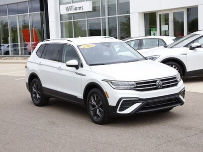 Used 2023 Volkswagen Tiguan SE