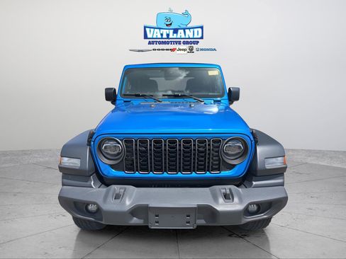 Used 2024 Jeep Wrangler Sport AWD/4WD image 34