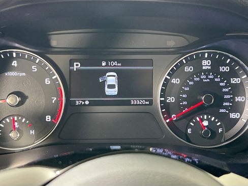 Used 2022 Kia Forte LXS w/ LXS Technology Package image 12