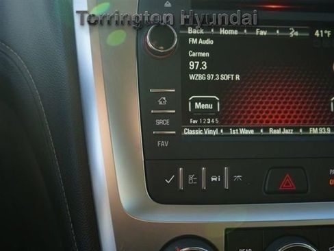 Used 2016 GMC Acadia SLE image 19