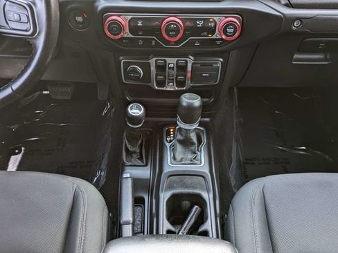 Used 2021 Jeep Gladiator Sport AWD/4WD image 18
