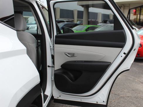 Used 2025 Hyundai Tucson SEL FWD image 12