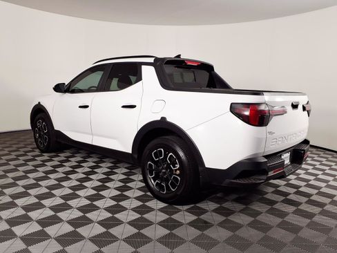 Used 2022 Hyundai Santa Cruz SEL w/ Activity Package FWD image 6