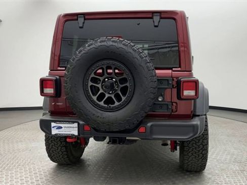 Used 2022 Jeep Wrangler Unlimited Rubicon w/ Xtreme Recon 35" Tire Package image 3