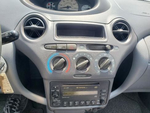 Used 2002 Toyota Echo Sedan FWD image 18