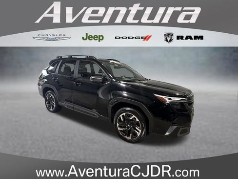 Used 2025 Subaru Forester Limited AWD/4WD image 1