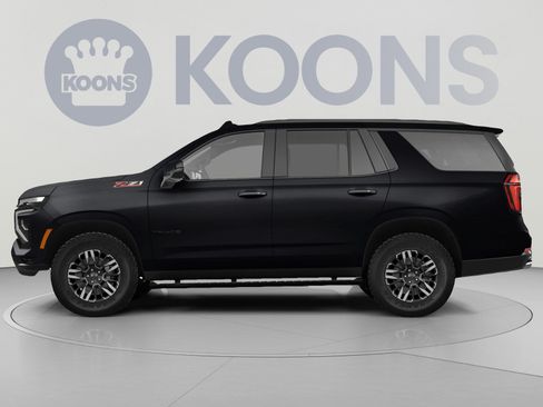 Used 2025 Chevrolet Tahoe LT AWD/4WD image 2